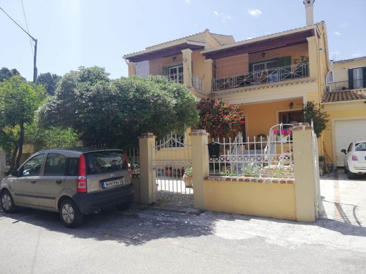 Sunny Stay Furnished Apartment In Kanoni Екстер'єр фото